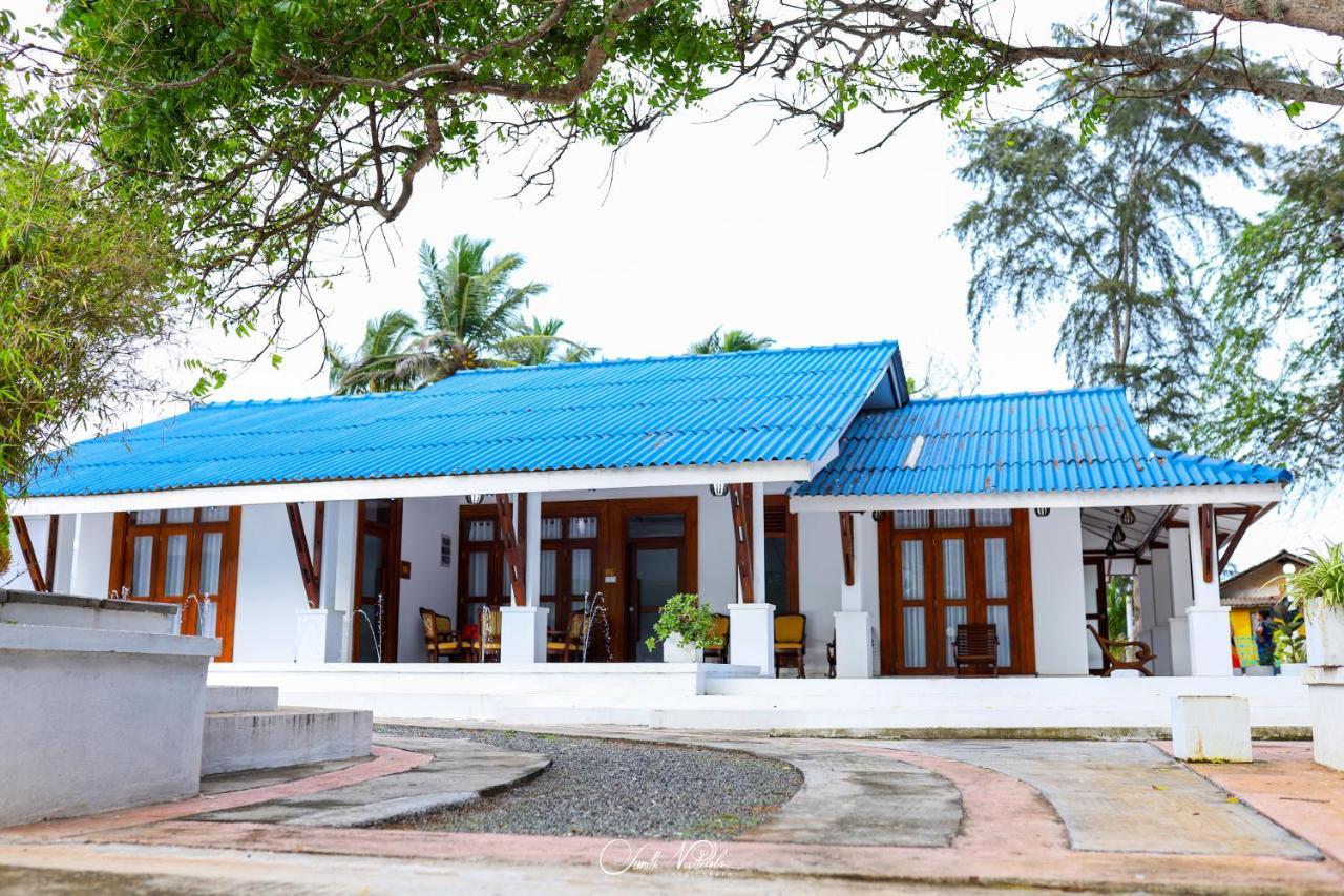 Ceylonta Beach Resort And Spa Hambantota Dış mekan fotoğraf