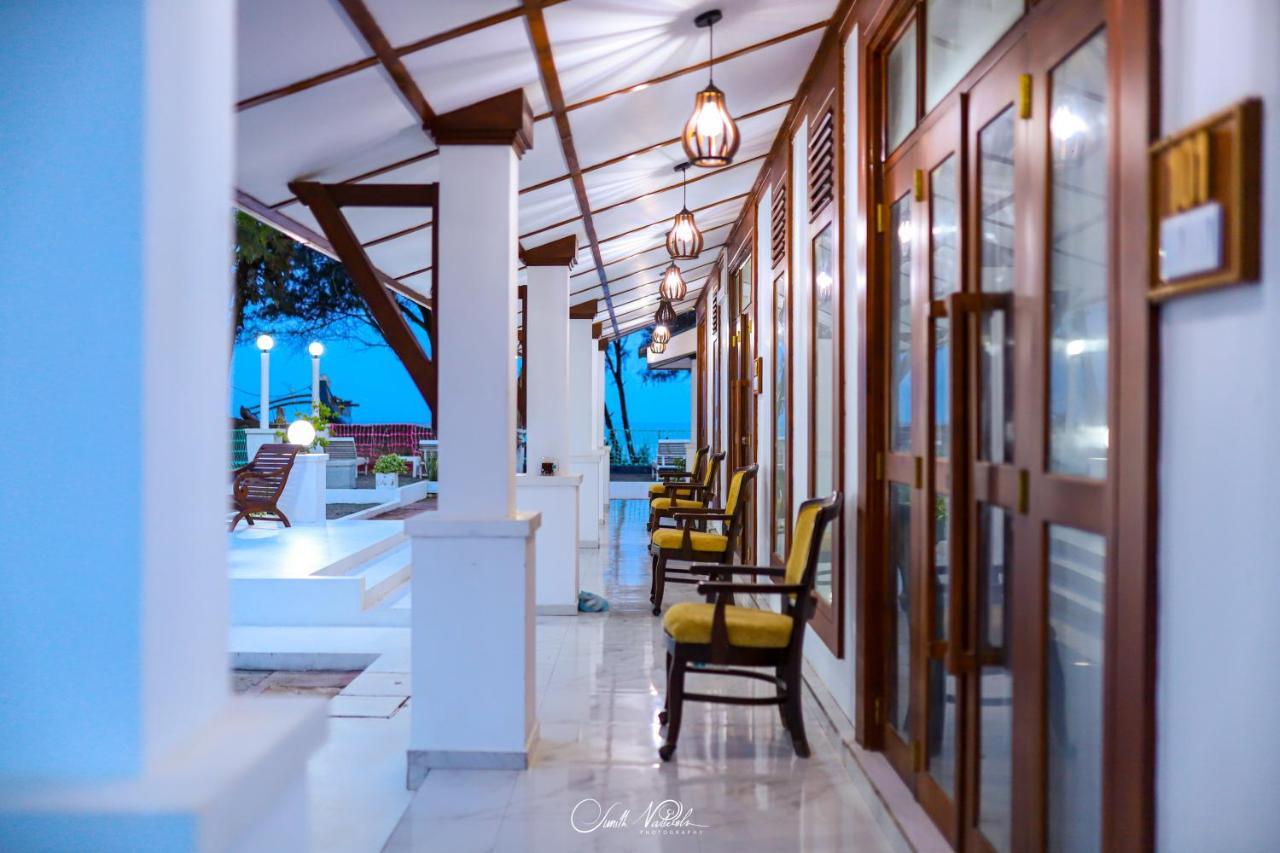 Ceylonta Beach Resort And Spa Hambantota Dış mekan fotoğraf