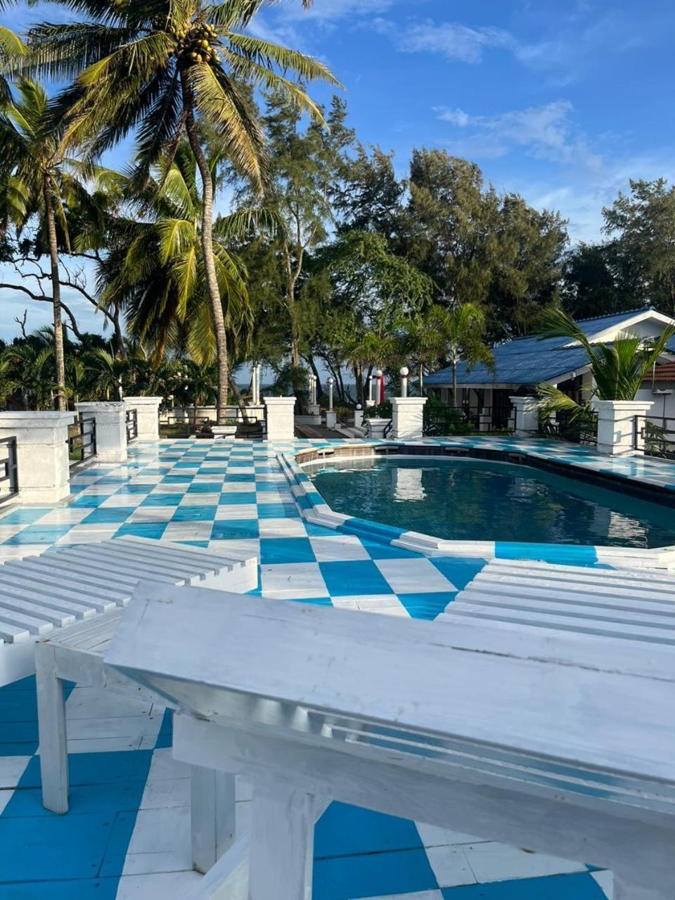 Ceylonta Beach Resort And Spa Hambantota Dış mekan fotoğraf
