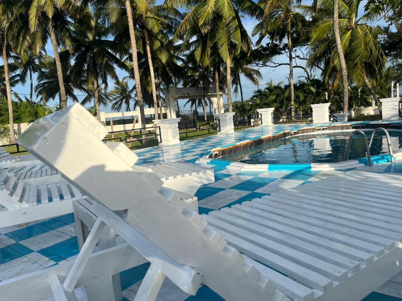 Ceylonta Beach Resort And Spa Hambantota Dış mekan fotoğraf